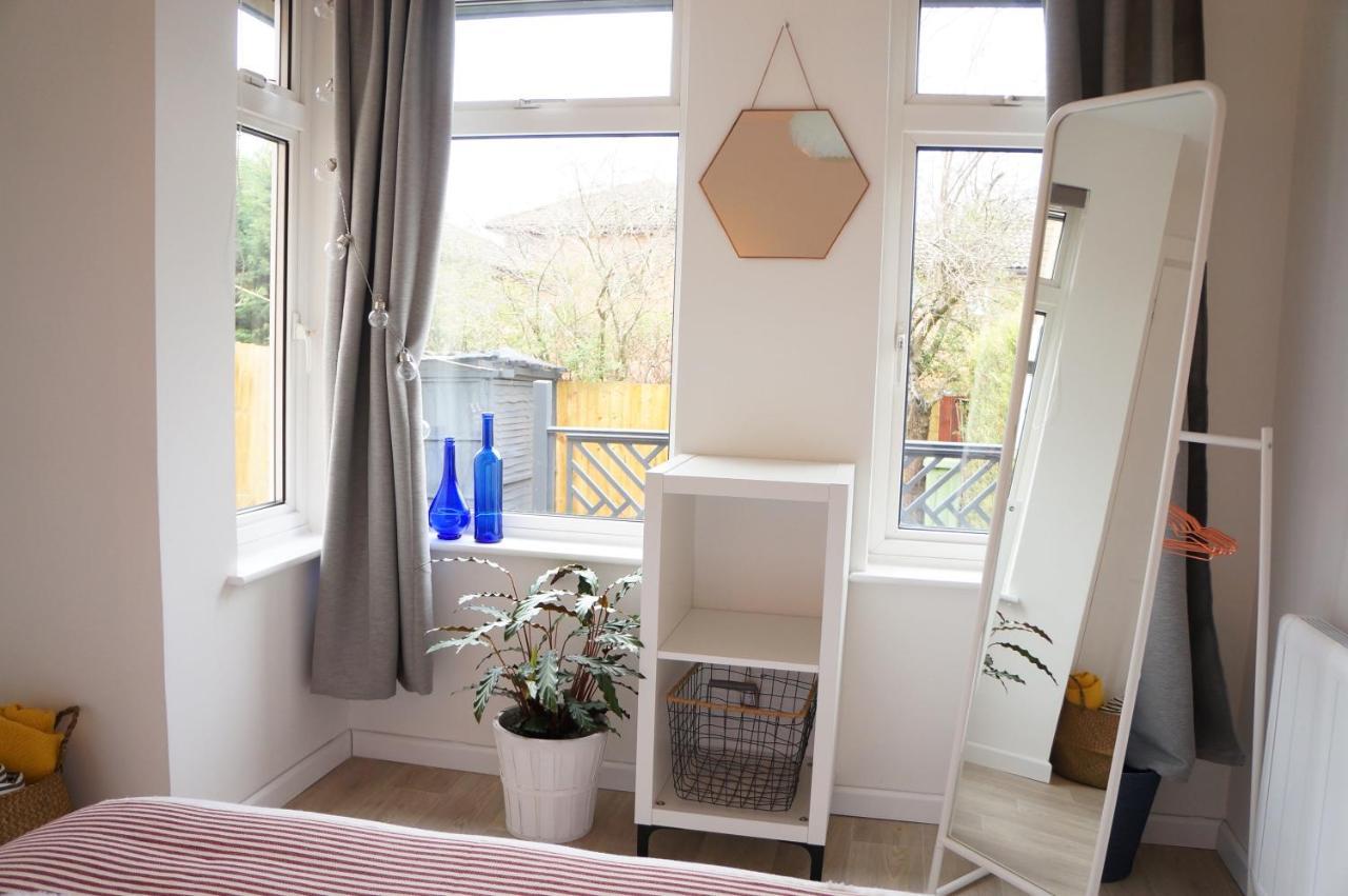 Apartamento The Oldbrook Garden Flat Milton Keynes Exterior foto