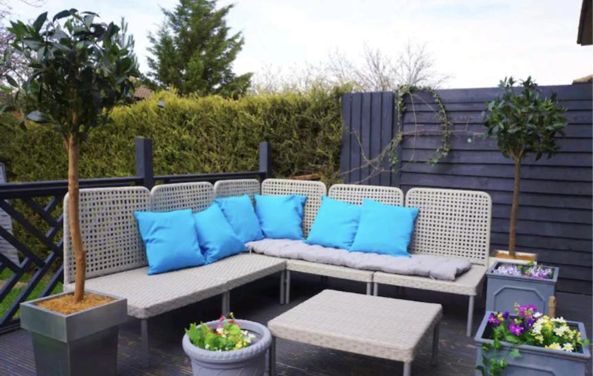 Apartamento The Oldbrook Garden Flat Milton Keynes Exterior foto